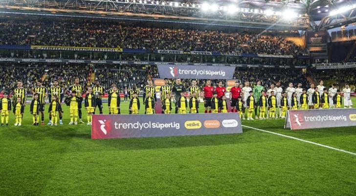 Fenerbahçe, sezonu sahasında namağlup tamamladı