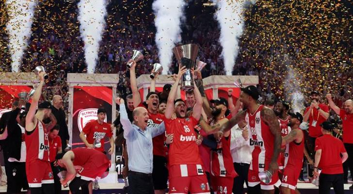 EuroLeague finalinde zafer Olympiakos'un oldu! 13. yıl sonra...