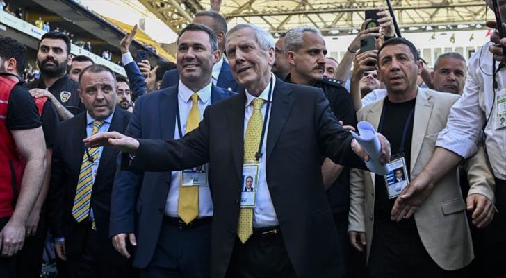"İki oyuncuyla anlaştık, birisi Vedat Muriqi"