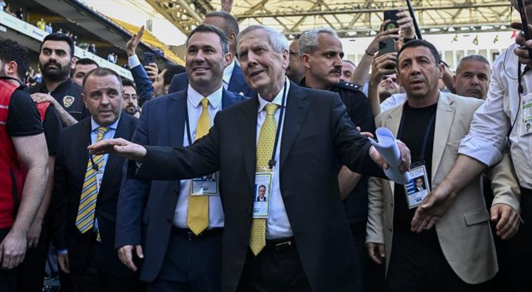 "İki oyuncuyla anlaştık, birisi Vedat Muriqi"