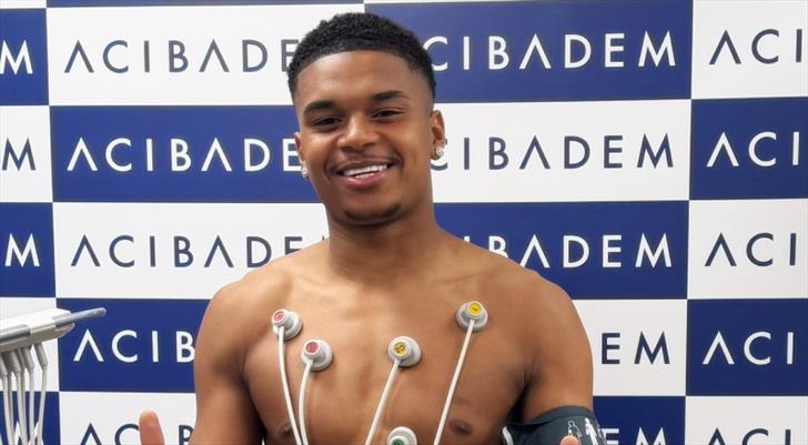 Trabzonspor'un 205. yabancı oyuncusu Noah Saviolo