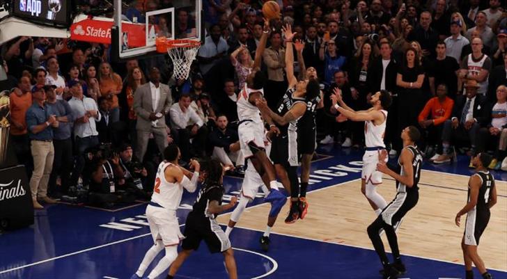 New York Knicks'ten tarihi geri dönüş! Seri 3-1'e geldi