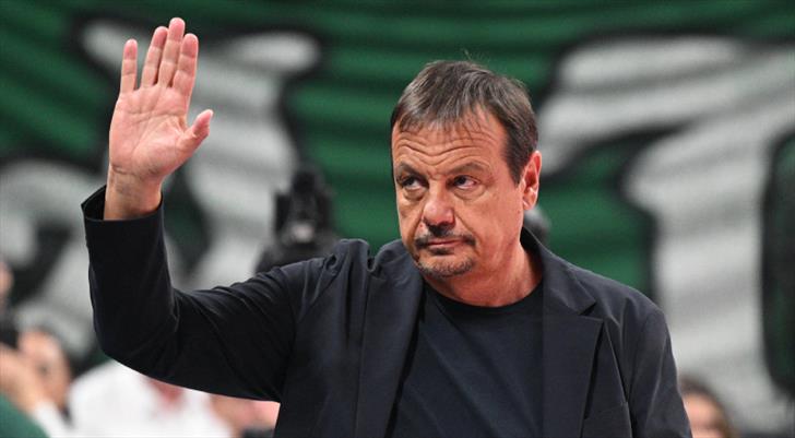 Panathinaikos, Olympiakos'u yenerek seriyi son maça taşıdı