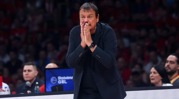 Ergin Ataman'ın Panathinaikos'u şampiyonluğu kaybetti