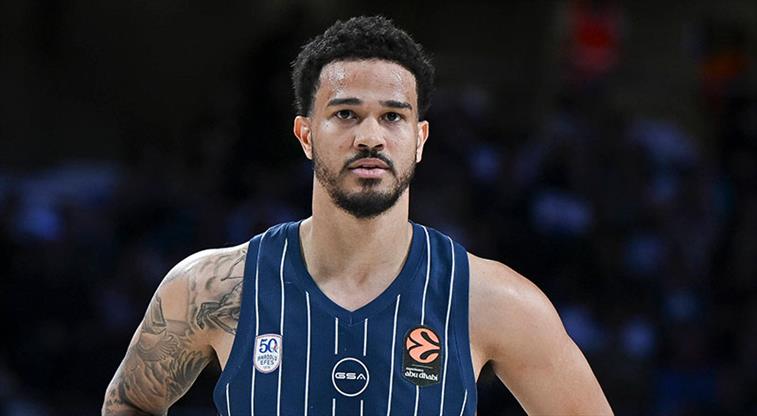 Anadolu Efes, Nick Weiler-Babb'e veda etti