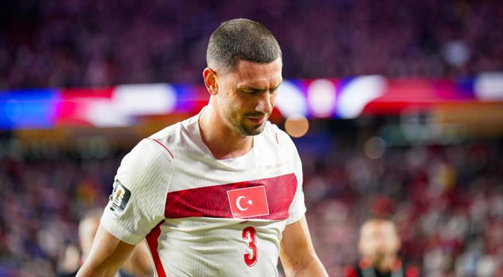 Merih Demiral: "7'den 70'e hepinizi üzdüğümüzün farkındayız"