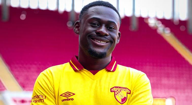 Göztepe, Alex Matos'u kadrosuna kattı!