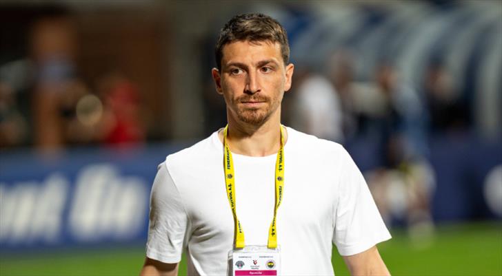 Fenerbahçe'den Mert Hakan Yandaş açıklaması!