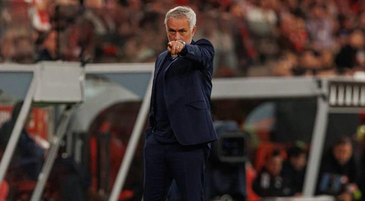 Jose Mourinho transferlere doyamadı! En büyük hedef...