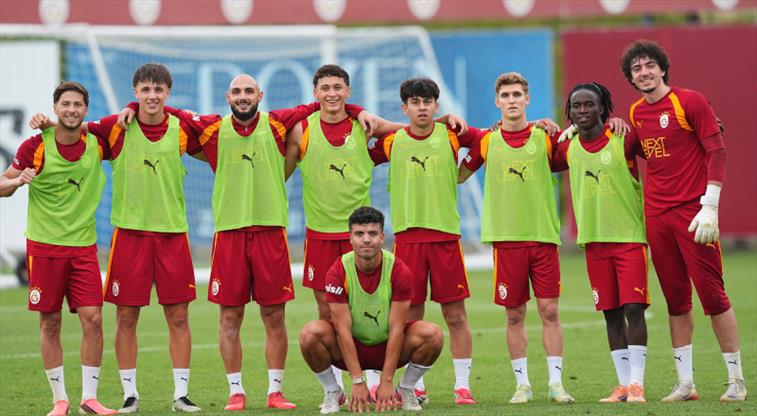 Galatasaray'da yeni sezon hazırlıklarına devam edildi