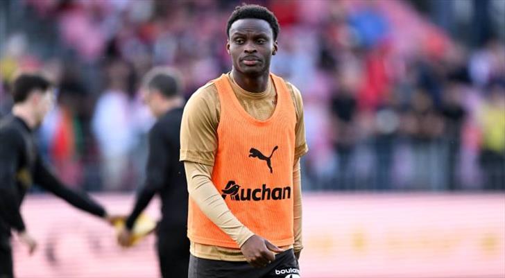 Galatasaray'dan savunmaya sürpriz hamle! Girişimler başlayacak