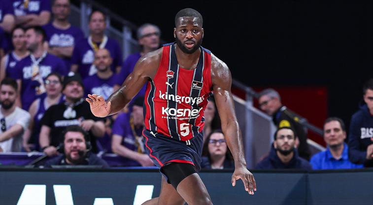 Beşiktaş, Eugene Omoruyi'yi kadrosuna kattı