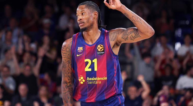 Fenerbahçe, Barcelona'dan transferini resmen duyurdu
