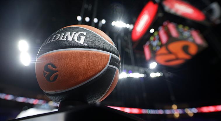 FIBA, basketbolda kural değişikliklerine gitti