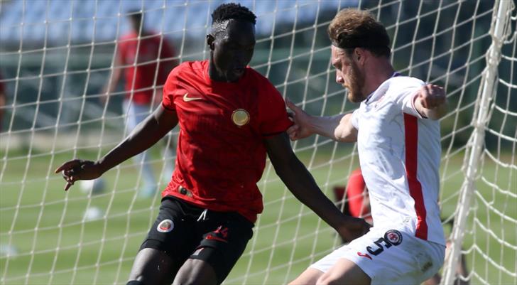 Arca Çorum FK ile Gençlerbirliği berabere kaldı