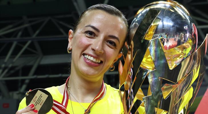 Fenerbahçe Medicana'nın yeni direktörü Pelin Çelik oldu