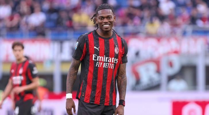 Galatasaray'da Leao için flaş iddia! Resmi teklif yapıldı