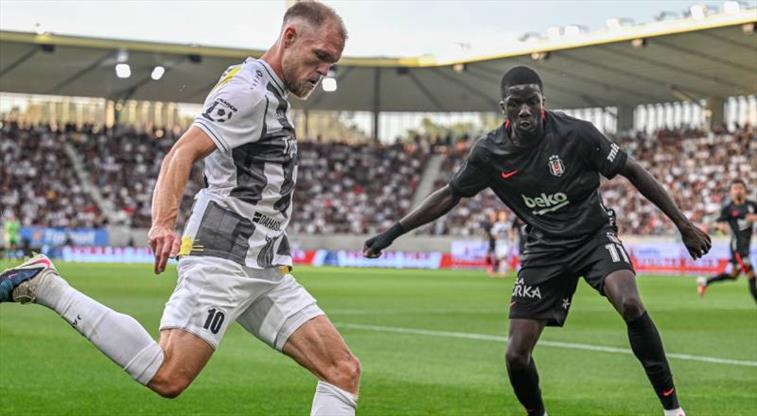 Kırmızı kart kararı! Beşiktaş 10 kişi kaldı