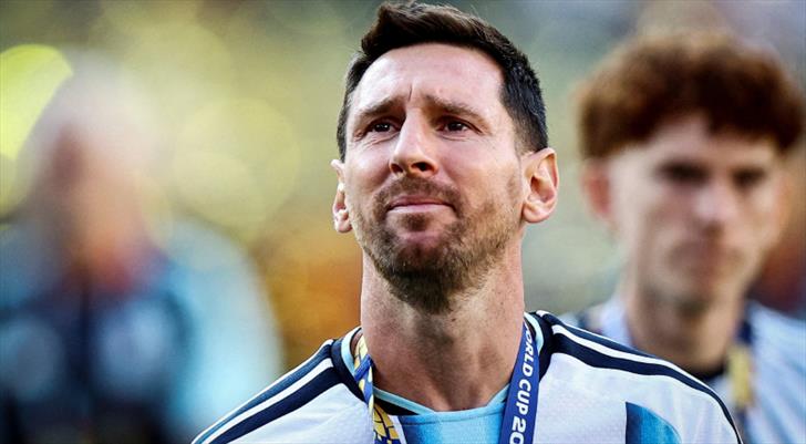 Lionel Messi, babasını son yolculuğuna uğurladı