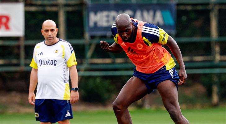 Romelu Lukaku, Fenerbahçe'de ilk antrenmanına çıktı