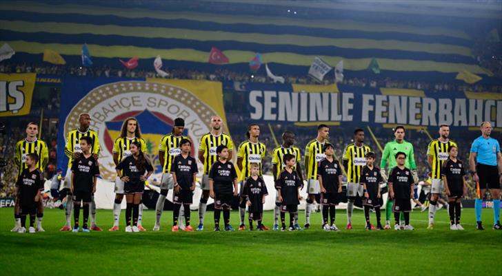 Fenerbahçe 7 değişiklikle Lyon karşısında
