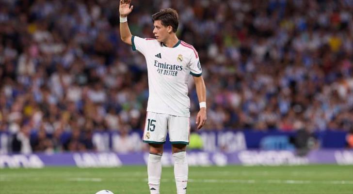 Arda Güler sezona asistle başladı, Real Madrid 90+1'de kazandı