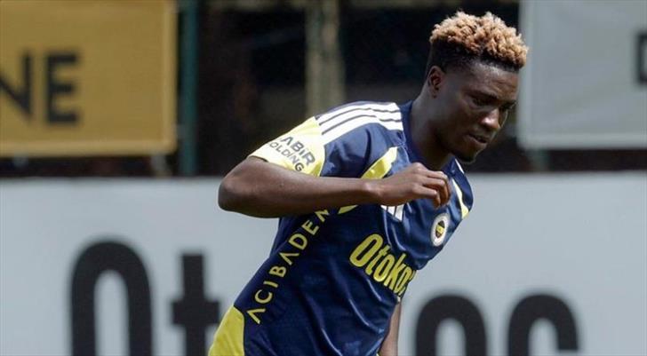 Fenerbahçe'nin yeni transferi de kadroda