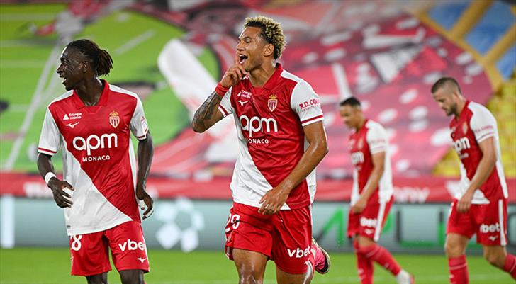 Monaco evinde Brunner'le kazandı!