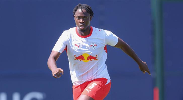 Flaş gelişme! Galatasaray'dan U23 stoper hamlesi
