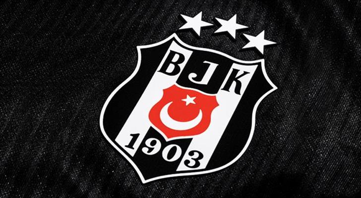 Beşiktaş'tan gece yarısı transfer açıklaması! 4 yıllık imza...