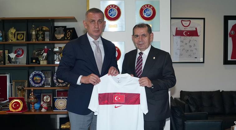 Dursun Özbek'ten TFF Başkanı Hacıosmanoğlu'na ziyaret