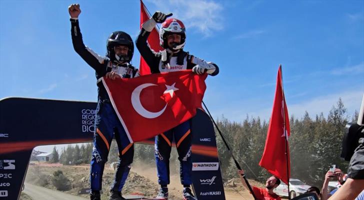 Milli rallici Ali Türkkan'dan tarihi başarı