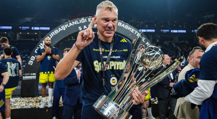 Saras Jasikevicius: "Şu anda zaferi kutlamalıyız"