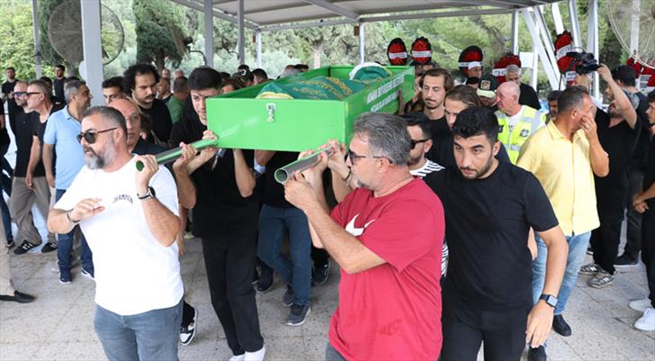 Tolga Kalender'in cenazesi Adana'da defnedildi